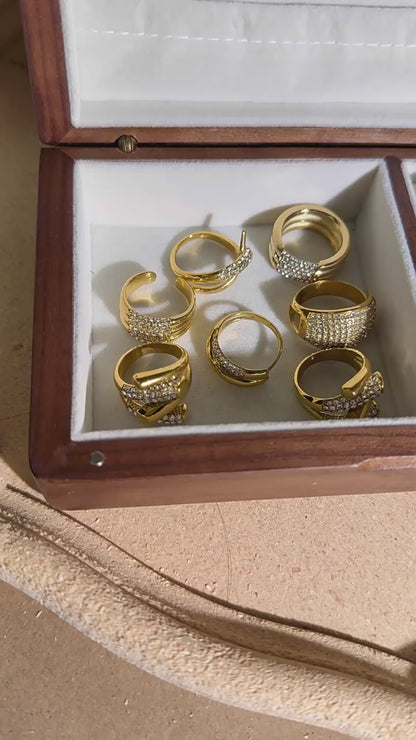 European and American Instagram influencer's multi-layer ring plated with 18K gold and inlaid with rhinestones, the ring will not fade